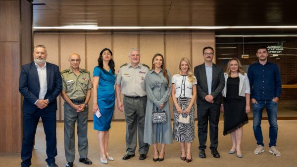 ŠANSA ZA NOVI ŽIVOT: Uređaj od ključnog značaja za transplantaciju bubrega stigao na VMA ŠANSA ZA NOVI ŽIVOT: Uređaj od ključnog značaja za transplantaciju bubrega stigao na VMA