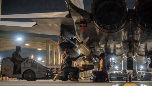Gordost prethodi padu: Iznenadna nestašica raketa primorava Amerikance da preduzmu ekstremne mere Gordost prethodi padu: Iznenadna nestašica raketa primorava Amerikance da preduzmu ekstremne mere
