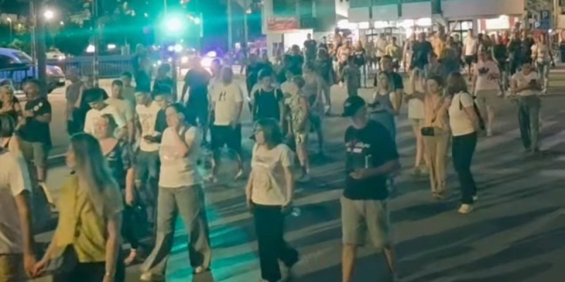 Otkrivamo! Evo oko čega se kolju užički blokaderi – Pukla tikva uoči godišnjice fijaska, on je glavni akter svega Otkrivamo! Evo oko čega se kolju užički blokaderi – Pukla tikva uoči godišnjice fijaska, on je glavni akter svega