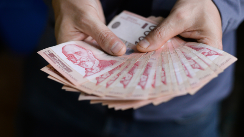 Ovi građani dobijaju 20.000 dinara bespovratno! Proverite da li imate pravo Ovi građani dobijaju 20.000 dinara bespovratno! Proverite da li imate pravo