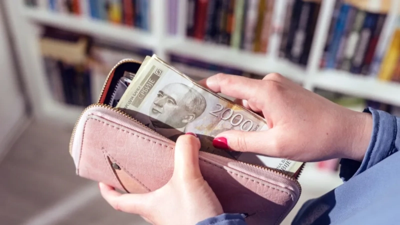 Posle redovnog posla zarađuju i do 200.000 dinara mesečno – ovo su najtraženiji dodatni poslovi u Srbiji Posle redovnog posla zarađuju i do 200.000 dinara mesečno – ovo su najtraženiji dodatni poslovi u Srbiji