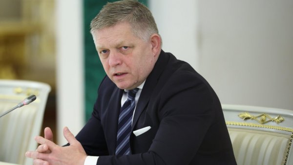 Robert Fico: Slovačka neće dati ni jedan evro za finansiranje rata u Ukrajini Robert Fico: Slovačka neće dati ni jedan evro za finansiranje rata u Ukrajini