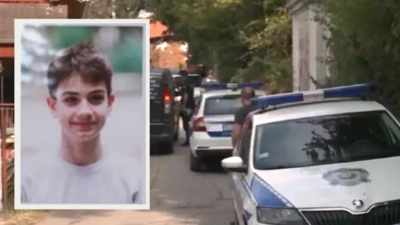 Roditeljima dečaka iz Niške Banje dozvoljeno da ga viđaju: Preokret u slučaju ubistva malog Andreja (13) Roditeljima dečaka iz Niške Banje dozvoljeno da ga viđaju: Preokret u slučaju ubistva malog Andreja (13)