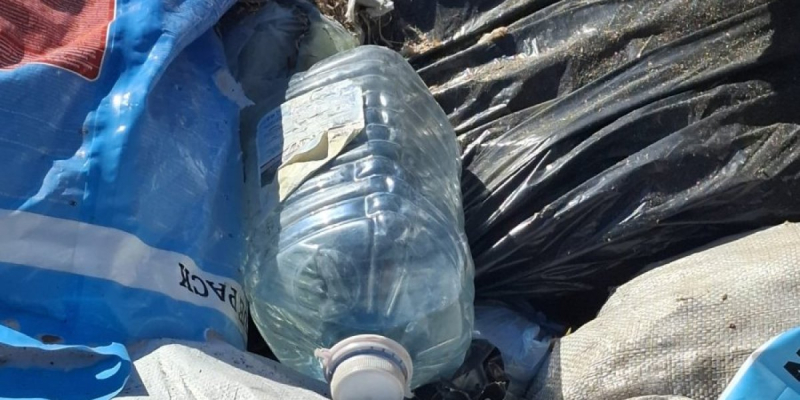 Sabotaža na deponiji kod Priboja: Nađen benzin, vatra podmetnuta - blokaderi znali šta će se desiti pa odmah potrčali da prave haos (FOTO)