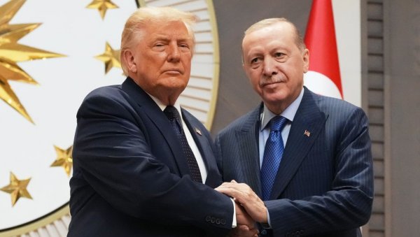 Tramp najavio ukidanje sankcija Turskoj: Erdogan je veliki i poštovan lider Tramp najavio ukidanje sankcija Turskoj: Erdogan je veliki i poštovan lider