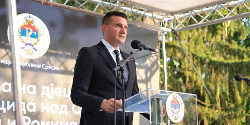 U Gornjem Jelovcu, pred svetinjom stradanja: Nikola Vučen odao počast amanetu predaka
