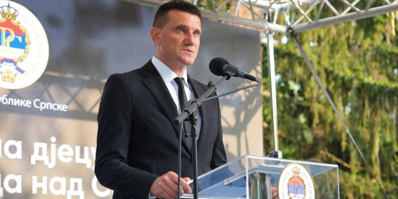 U Gornjem Jelovcu, pred svetinjom stradanja: Nikola Vučen odao počast amanetu predaka