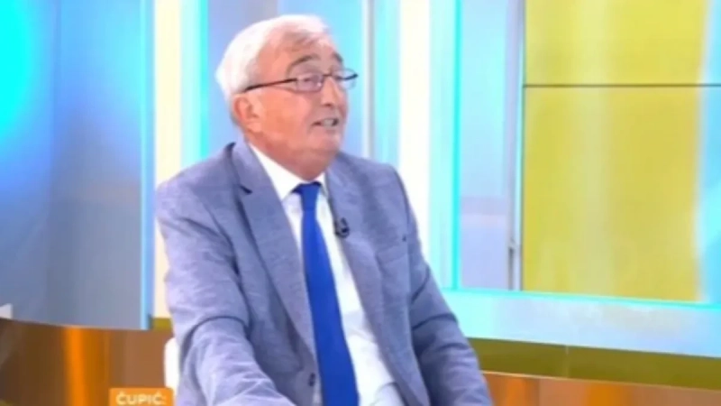 „Velika podvala građanima“ Čedomir Čupić razvalio blokadere: Bitne su im samo pare iz budžeta! „Velika podvala građanima“ Čedomir Čupić razvalio blokadere: Bitne su im samo pare iz budžeta!