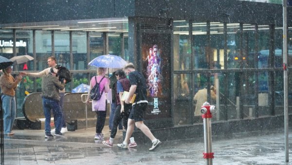 Vreme danas oblačno, mogući pljuskovi i grmljavina Vreme danas oblačno, mogući pljuskovi i grmljavina
