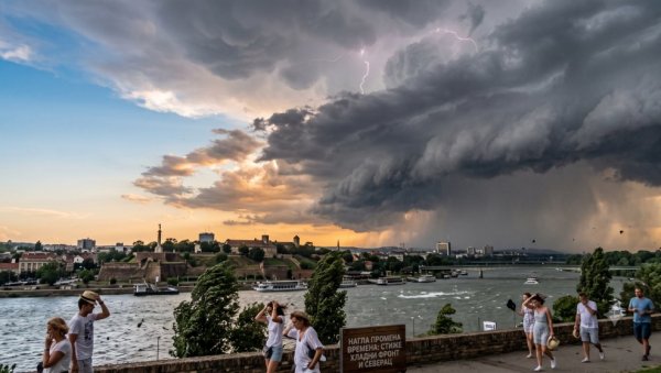 Vremenska prognoza Marka Čubrila: Nagli pad temperature i jako osveženje od srede Vremenska prognoza Marka Čubrila: Nagli pad temperature i jako osveženje od srede
