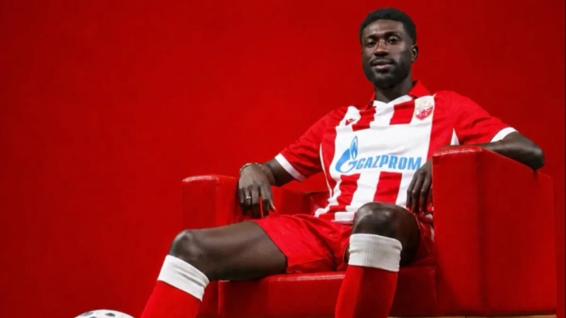 Zvanično: Zvezda predstavila novo pojačanje, bivši igrač crveno-belih ga ubedio da dođe Zvanično: Zvezda predstavila novo pojačanje, bivši igrač crveno-belih ga ubedio da dođe