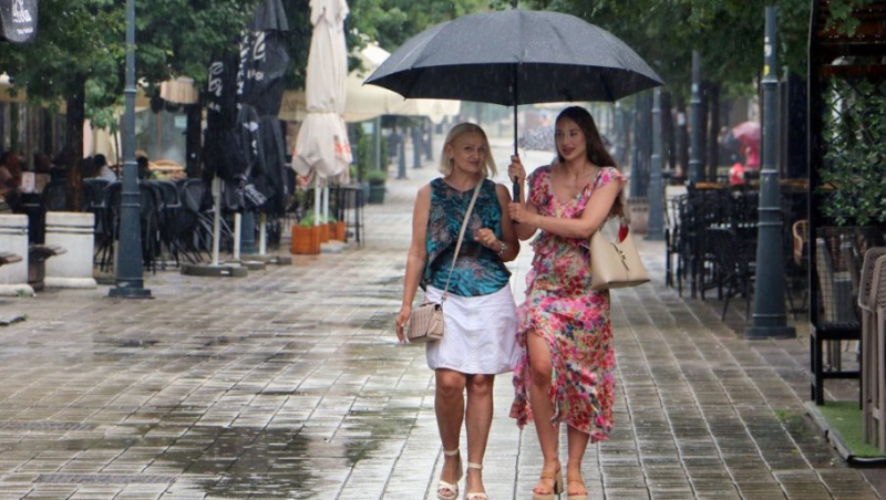 Danas pljuskovi, moguće nepogode i grad, zatim stiže novi talas vrućine: Evo kad sledi naglo osveženje