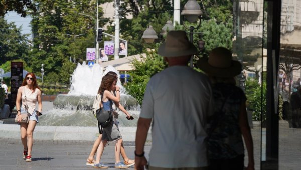 Danas veoma toplo i sunčano, upaljen crveni meteoalarm za Bačku, Pomoravlje i Banat Danas veoma toplo i sunčano, upaljen crveni meteoalarm za Bačku, Pomoravlje i Banat