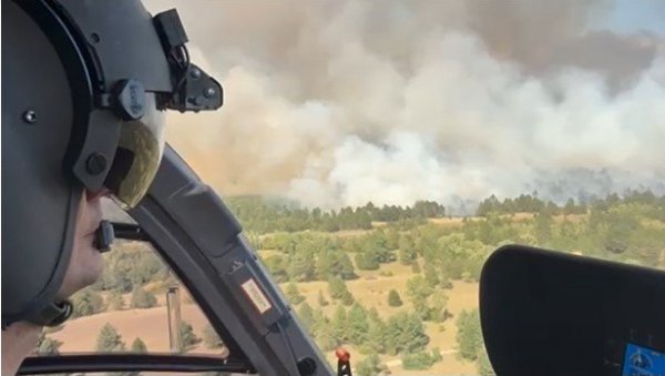 HELIKOPTERSKE JEDINICE MUP SRBIJE U BORBI PROTIV POŽARA U DELIBLATSKO PEŠČARI: Iz kokpita „Super pume“ H – 215, H – 145 i Ka – 215 HELIKOPTERSKE JEDINICE MUP SRBIJE U BORBI PROTIV POŽARA U DELIBLATSKO PEŠČARI: Iz kokpita „Super pume“ H – 215, H – 145 i Ka – 215