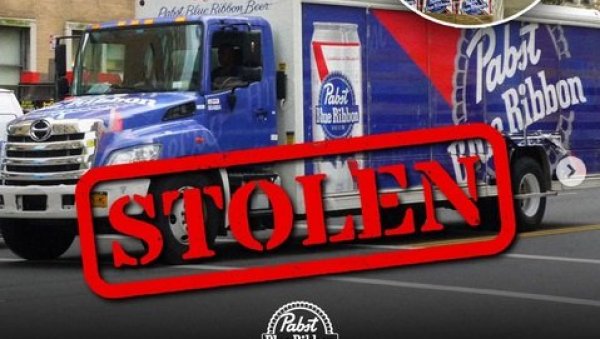 Lopovi u Kaliforniji ukrali kamion sa više od 50.000 limenki piva PBR Lopovi u Kaliforniji ukrali kamion sa više od 50.000 limenki piva PBR