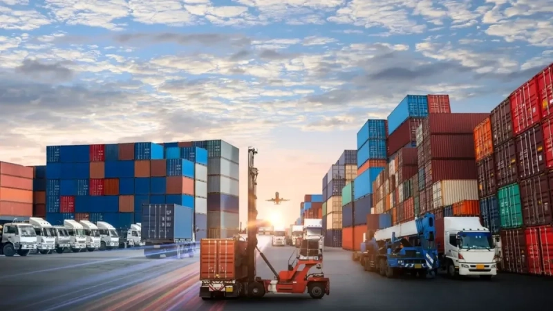 Maersk objavio rezultate i podigao prognozu – jedna zemlja vuče globalnu trgovinu Maersk objavio rezultate i podigao prognozu – jedna zemlja vuče globalnu trgovinu