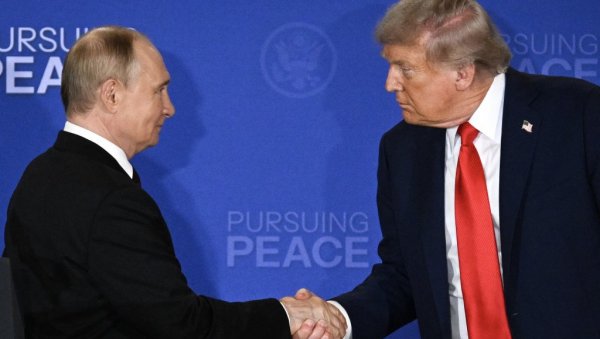 Mediji otkrivaju detalje posete šefa CIA Rusiji: Predložen samit Putina, Trampa i Zelenskog Mediji otkrivaju detalje posete šefa CIA Rusiji: Predložen samit Putina, Trampa i Zelenskog