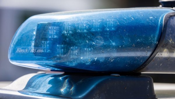 U sudaru automobila na autoputu u Irskoj poginulo 5 tinejdžera, 4 osobe povređene U sudaru automobila na autoputu u Irskoj poginulo 5 tinejdžera, 4 osobe povređene
