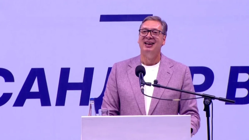 Vučić obradovao građane Srbije: Stiže novo povećanje penzija, ali to nije sve – poznati i datumi isplata Vučić obradovao građane Srbije: Stiže novo povećanje penzija, ali to nije sve – poznati i datumi isplata