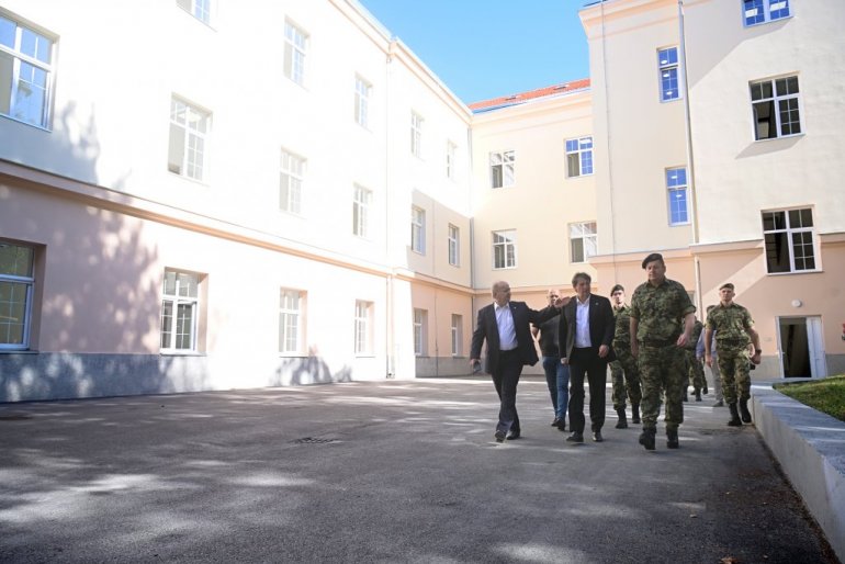 BOLJI USLOVI ZA NOVE GENERACIJE VOJNIKA: Rekonstruisan objekat u kasarni „Topčider“