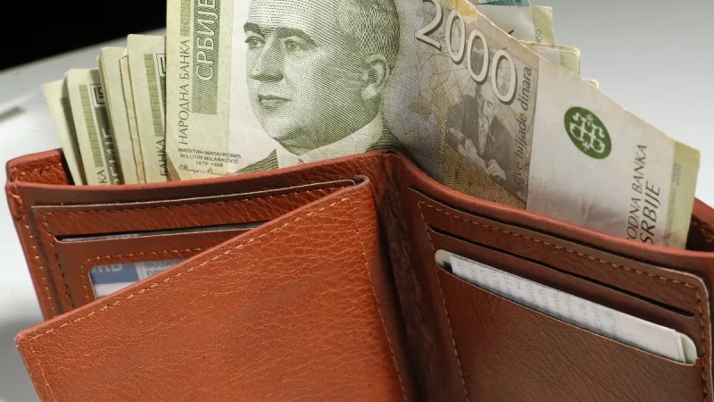 Danas je poslednji dan za prijavu za 6.000 dinara! Rok ističe u ponoć, evo kad je isplata Danas je poslednji dan za prijavu za 6.000 dinara! Rok ističe u ponoć, evo kad je isplata