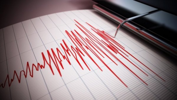 GRČKU PONOVO POGODIO ZEMLJOTRES: Tačno 12 sati od prethodnog potresa GRČKU PONOVO POGODIO ZEMLJOTRES: Tačno 12 sati od prethodnog potresa