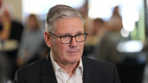 Kir Starmer najavio ostavku na poslaničku funkciju Kir Starmer najavio ostavku na poslaničku funkciju