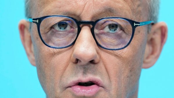 Koalicija CDU/CSU u Nemačkoj pala na 19 odsto Koalicija CDU/CSU u Nemačkoj pala na 19 odsto