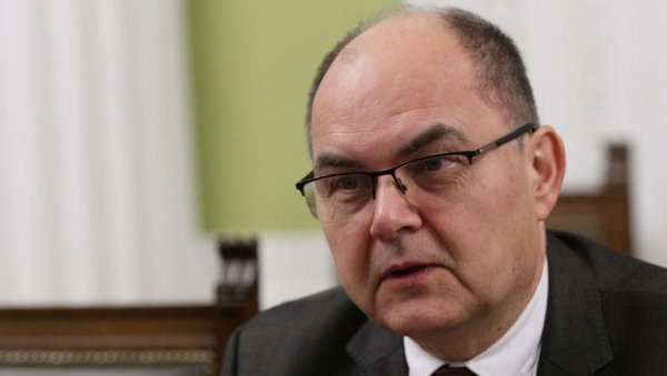 NENAMENSKI TROŠILI AMERIČKI NOVAC? Pod istragom američkog istražilaca Kristijan Šmit i Majkl Marfi NENAMENSKI TROŠILI AMERIČKI NOVAC? Pod istragom američkog istražilaca Kristijan Šmit i Majkl Marfi