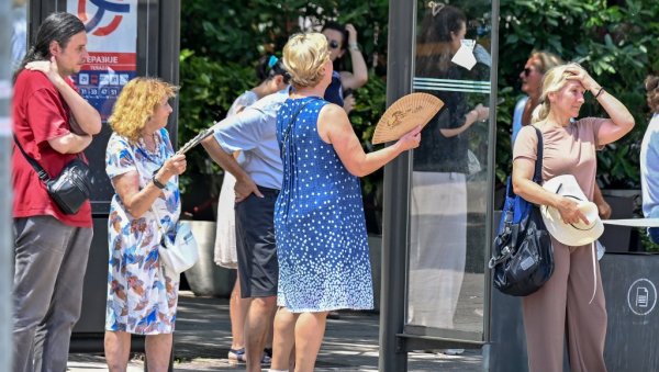 U OVA 2 GRADA ČAK 26 STEPENI TOPLIJE NEGO JUTROS: Evo do kada se zadržava vrelina u Srbiji U OVA 2 GRADA ČAK 26 STEPENI TOPLIJE NEGO JUTROS: Evo do kada se zadržava vrelina u Srbiji
