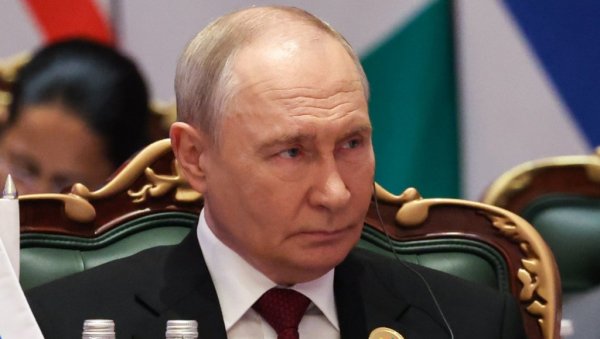 Vladimir Putin: Moramo razvijati dronove Vladimir Putin: Moramo razvijati dronove