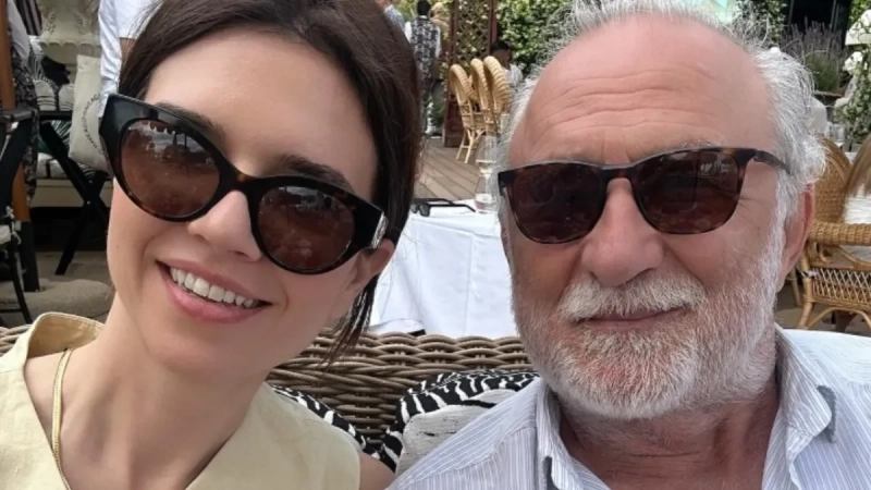 „Zbog naše veze išla sam na psihoterapije!“ Ovako su se upoznali Lazar Ristovski i 39 godina mlađa Anica „Zbog naše veze išla sam na psihoterapije!“ Ovako su se upoznali Lazar Ristovski i 39 godina mlađa Anica