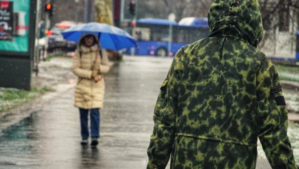 ZIMSKA TEMPERATURA A JOŠ NIJE NI KRAJ LETA: U ovom mestu u Srbiji jutros su izmerena samo 3 stepena ZIMSKA TEMPERATURA A JOŠ NIJE NI KRAJ LETA: U ovom mestu u Srbiji jutros su izmerena samo 3 stepena