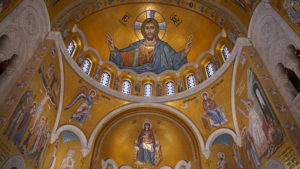 Danas su Sveti mučenici Trofim, Savatije i Dorimedont Danas su Sveti mučenici Trofim, Savatije i Dorimedont