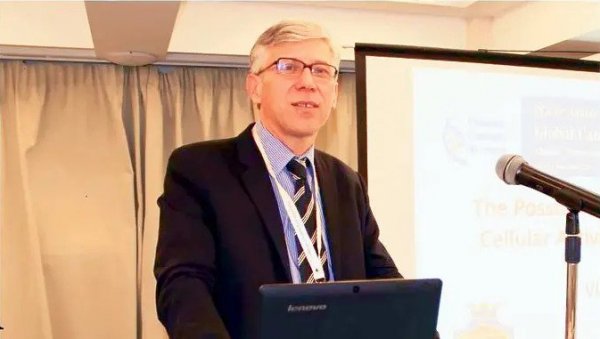 DO VRHA SE STIŽE I KAD PODRŠKA IZOSTANE: Profesor Vladimir Jurišić iz Kragujevca, jedan naših naučnika na Stanfordovoj listi DO VRHA SE STIŽE I KAD PODRŠKA IZOSTANE: Profesor Vladimir Jurišić iz Kragujevca, jedan naših naučnika na Stanfordovoj listi
