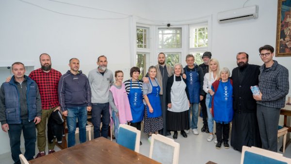 IMLEK OBELEŽIO SVETSKI DAN HRANE VELIKOM DONACIJOM NARODNOJ KUHINJI: Kompanija nastavila saradnju sa Verskim dobrotvornim starateljstvom IMLEK OBELEŽIO SVETSKI DAN HRANE VELIKOM DONACIJOM NARODNOJ KUHINJI: Kompanija nastavila saradnju sa Verskim dobrotvornim starateljstvom