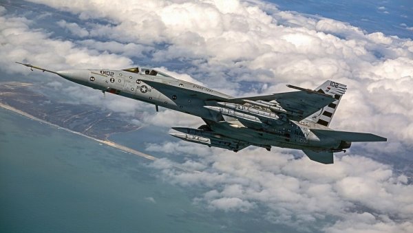 Kina i Rusija u problemu: Američki lovac dobija rakete velikog dometa Kina i Rusija u problemu: Američki lovac dobija rakete velikog dometa