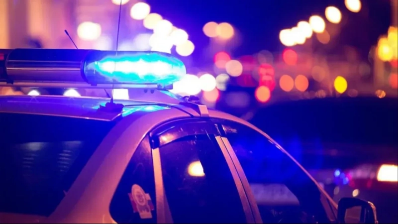 Muškarac golim rukama uhvatio dete koje je padalo sa balkona: Sprečena tragedija! Muškarac golim rukama uhvatio dete koje je padalo sa balkona: Sprečena tragedija!