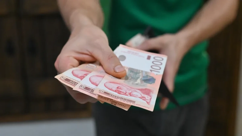 Obaveštenje o isplati nove pomoći od 3.000 dinara: Ovi građani treba da preuzmu novac Obaveštenje o isplati nove pomoći od 3.000 dinara: Ovi građani treba da preuzmu novac