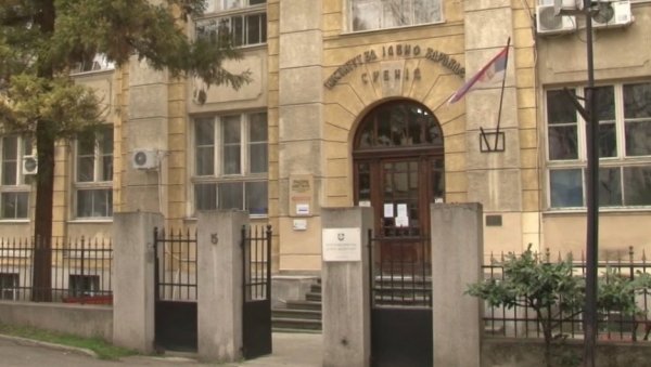 OPASNA BOLEST NE JENJAVA: Situacija alarmantna, u Srbiji do sada registrovano čak 58 slučajeva OPASNA BOLEST NE JENJAVA: Situacija alarmantna, u Srbiji do sada registrovano čak 58 slučajeva