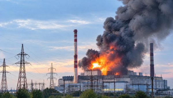 Ruske snage masovno granatirale termoelektranu ukrajinske energetske kompanije Ruske snage masovno granatirale termoelektranu ukrajinske energetske kompanije