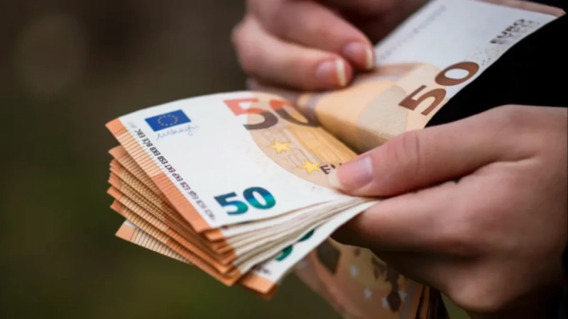 Sve je u vašim rukama: Ako učinite ovo, nikad vam više novčanik neće ostati prazan Sve je u vašim rukama: Ako učinite ovo, nikad vam više novčanik neće ostati prazan