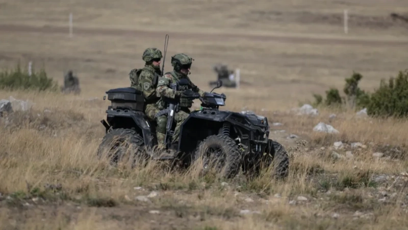 Terenska obuka najmlađe generacije vojnika: Regruti prošli prvo logorovanje na poligonima Vojske Srbije Terenska obuka najmlađe generacije vojnika: Regruti prošli prvo logorovanje na poligonima Vojske Srbije