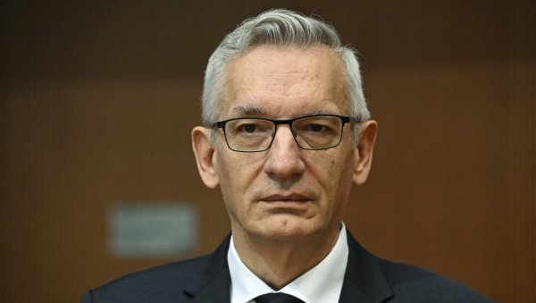 U OPASNOSTI SMO DA UĐEMO U NASILAN SUKOB SA RUSIJOM! Dramatično upozorenje šefa nemačke spoljne obaveštajne službe U OPASNOSTI SMO DA UĐEMO U NASILAN SUKOB SA RUSIJOM! Dramatično upozorenje šefa nemačke spoljne obaveštajne službe